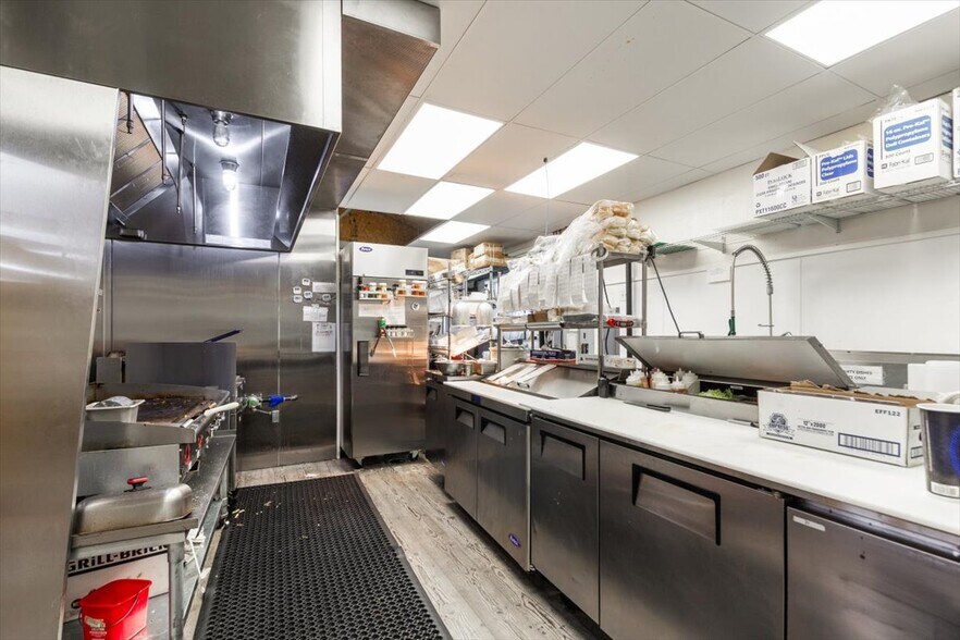 More Photos Of 3370 Highway 20, Island Park Service Station For Sale