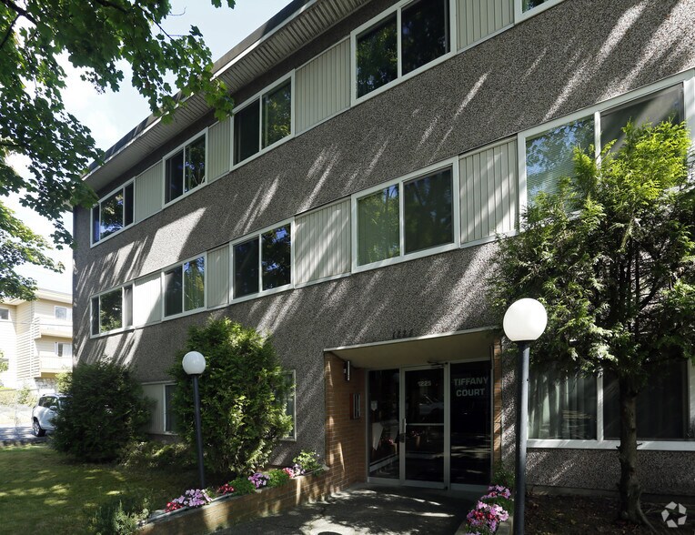 More Photos Of 1225 W 72nd Ave, Vancouver Multifamily For Sale