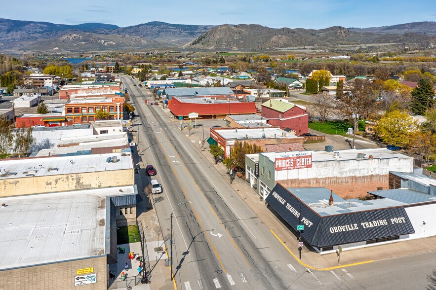 More Photos Of 1307 Main St, Oroville Bar For Sale