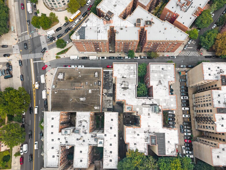 More Photos Of 7-9 Hillside Ave, Ny Convenience Store For Sale