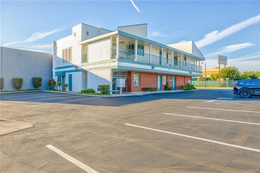 More Photos Of 16336 Whittier Blvd, Whittier Medical For Sale