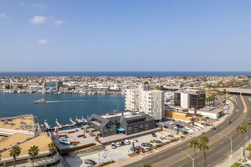 More Photos Of 3101 W Coast Hwy, Newport Beach Office For Lease