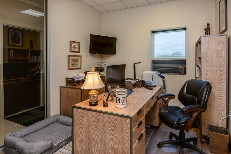 More Photos Of 40693 Center Hill Road, Hempstead Specialty For Sale