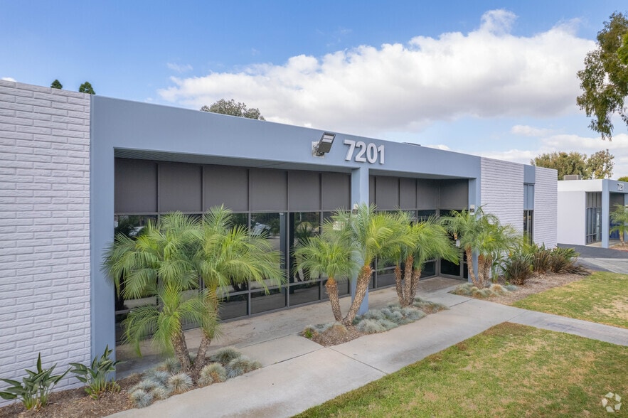 More Photos Of 7201-7291 Garden Grove Blvd, Garden Grove Unknown For Lease