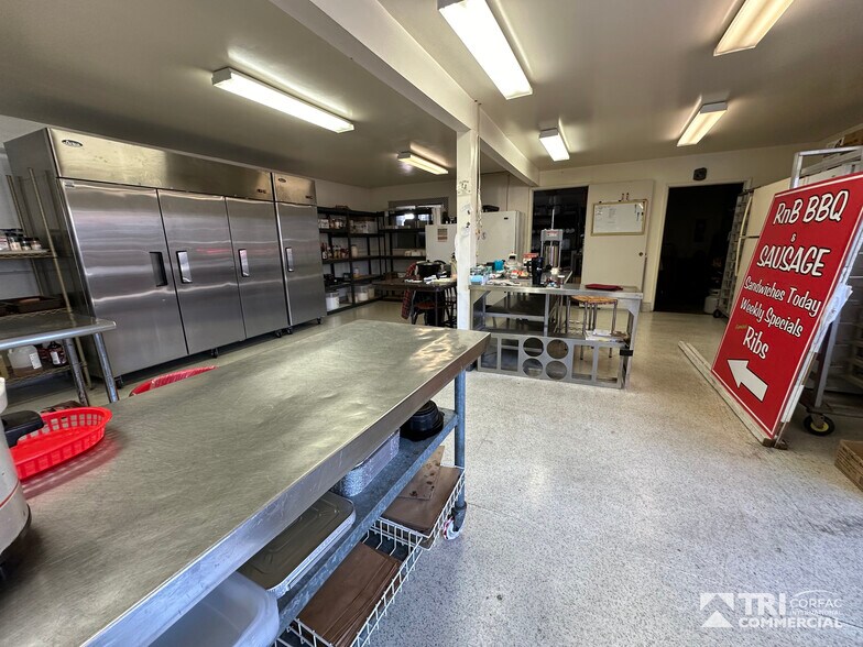 More Photos Of 4026-4044 Grass Valley Hwy, Auburn General Retail For Sale