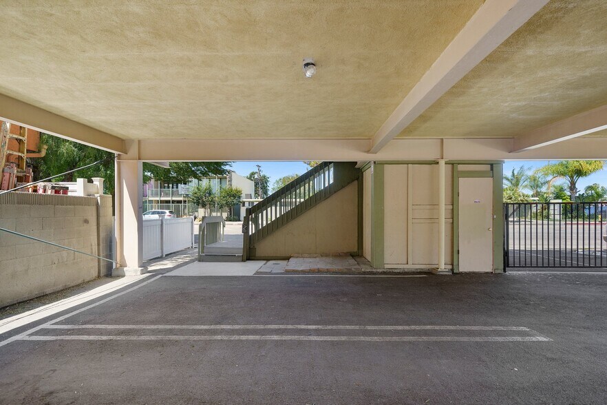 More Photos Of 608 S Harbor Blvd, Anaheim Medical For Sale