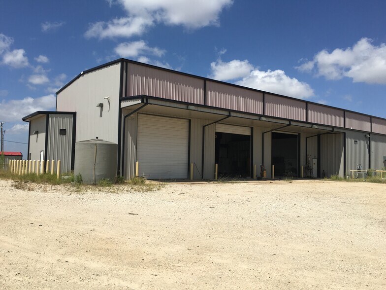 More Photos Of 3533 State Highway 239, Kenedy Warehouse For Sale
