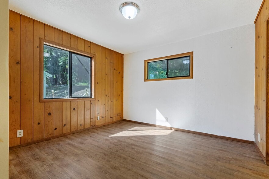 More Photos Of , Willits Unknown For Sale