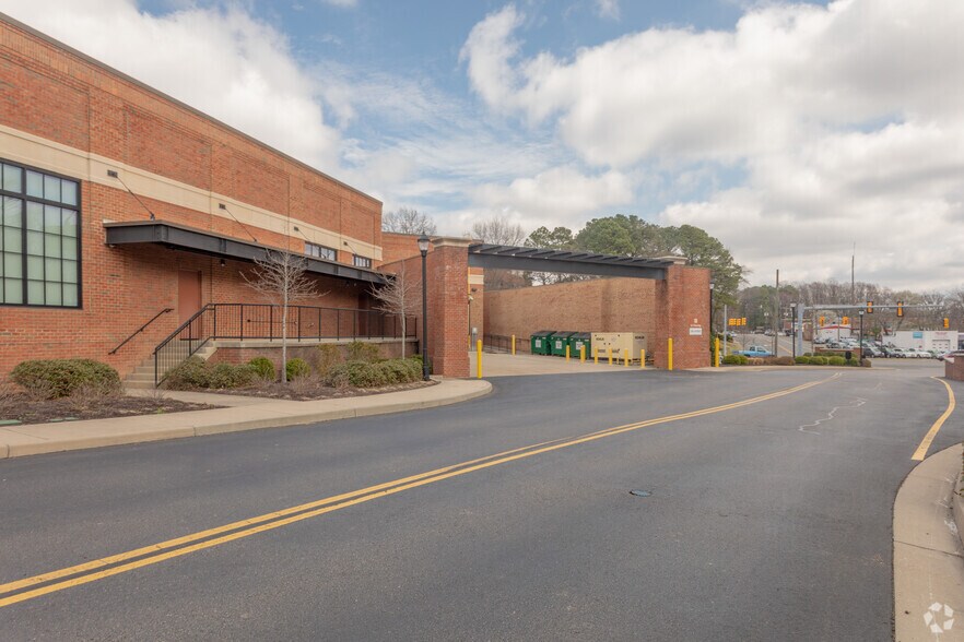 More Photos Of 4901 Bakers Mill Ln, Richmond Office For Lease