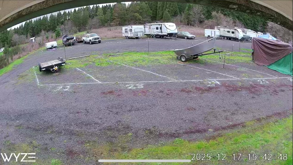 More Photos Of 5260 NW Highway 99, Corvallis Showroom For Lease