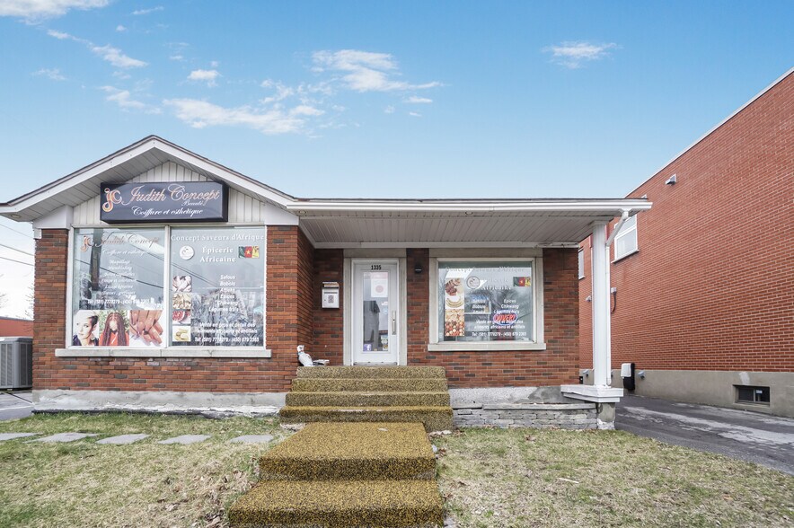 More Photos Of 1335 Boul Sainte-Foy, Longueuil Freestanding For Sale