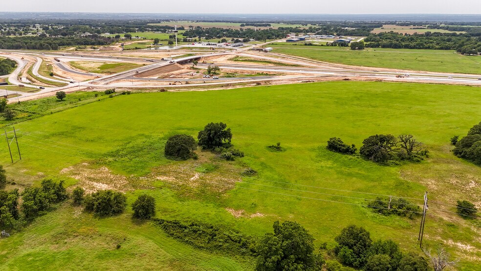 More Photos Of TBD I-35N, Thackerville Land For Sale