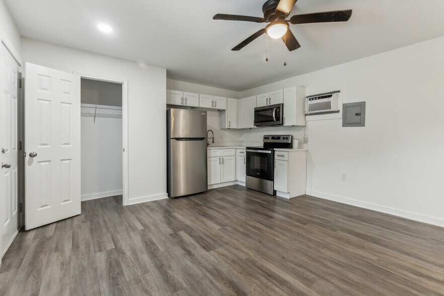 More Photos Of 545740 US Highway 1, Callahan Apartments For Sale