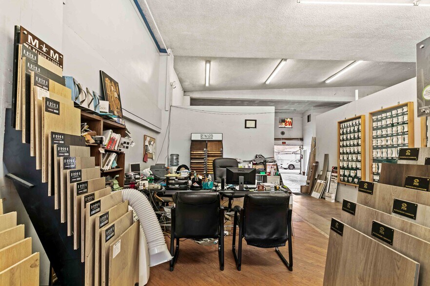 More Photos Of 979 S La Brea Ave, Inglewood Freestanding For Sale