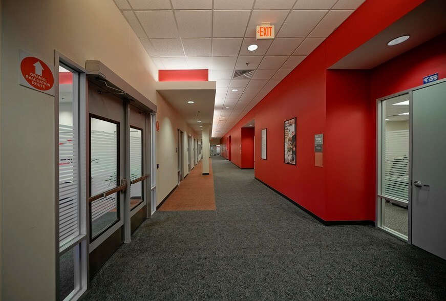 More Photos Of 475 Quality Cir, Huntsville Office For Lease