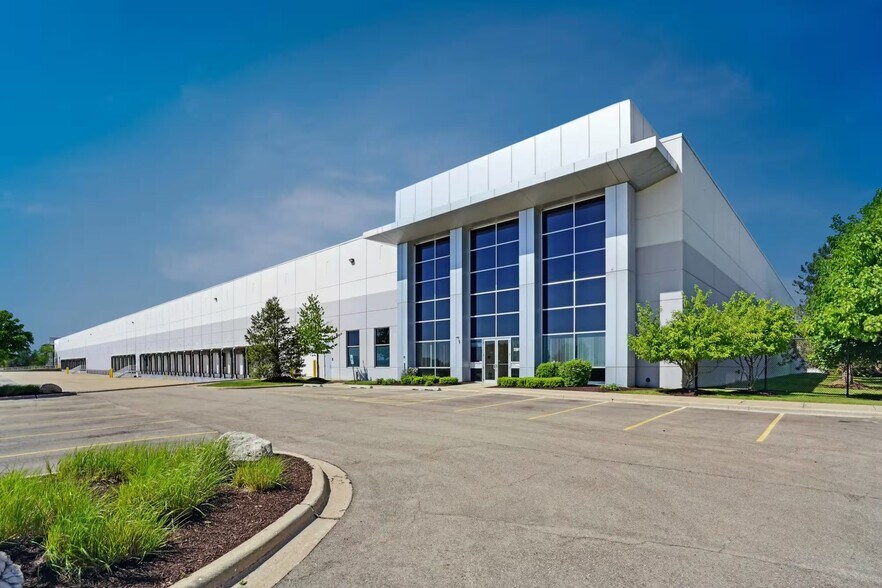 More Photos Of 2301 Ellis Ct, New Lenox Distribution For Lease