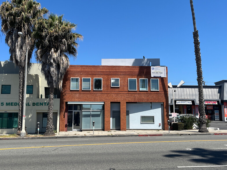 Primary Photo Of 2917 Santa Monica Blvd, Santa Monica Loft Creative Space For Lease