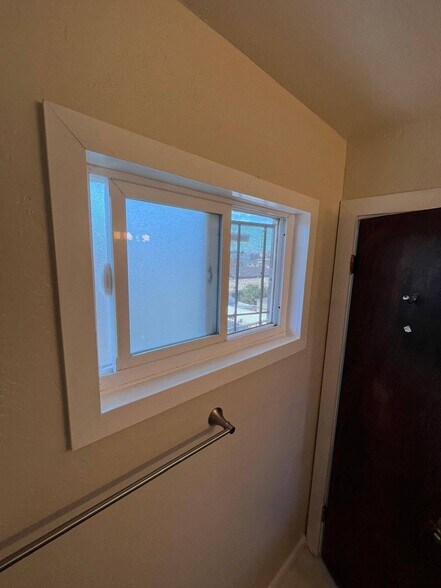 More Photos Of 529 21st St, Richmond Apartments For Sale