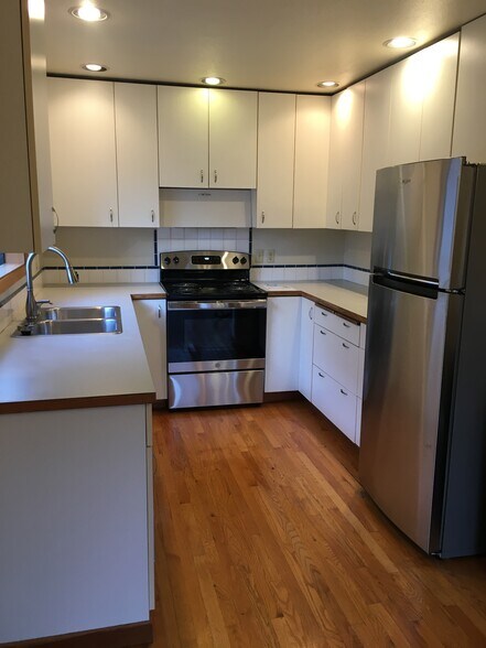 More Photos Of 2165 NE Multnomah St, Portland Apartments For Sale