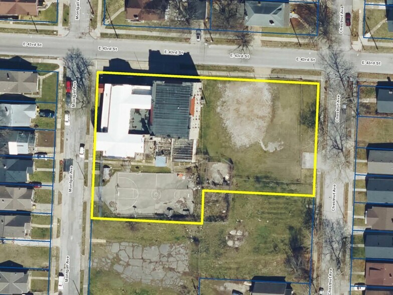More Photos Of 2701 E 43rd St, Kansas City Specialty For Sale