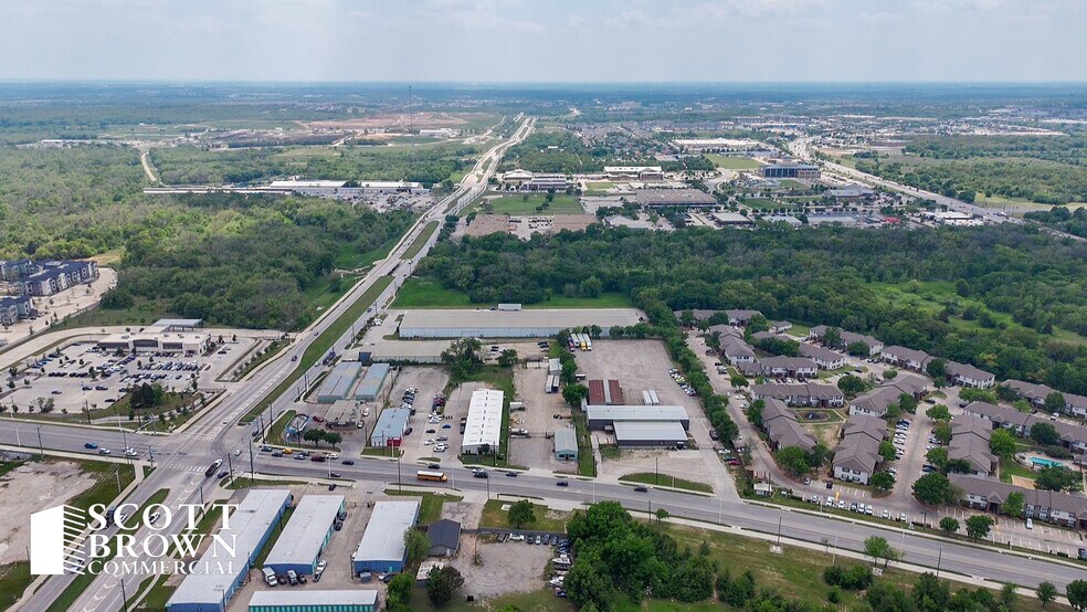 More Photos Of 3912 E McKinney St, Denton Warehouse For Lease