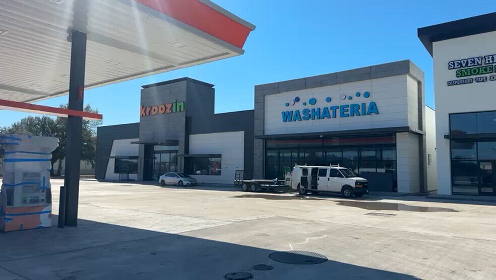 Primary Photo Of 3210 S Texas 6, Houston General Retail For Sale
