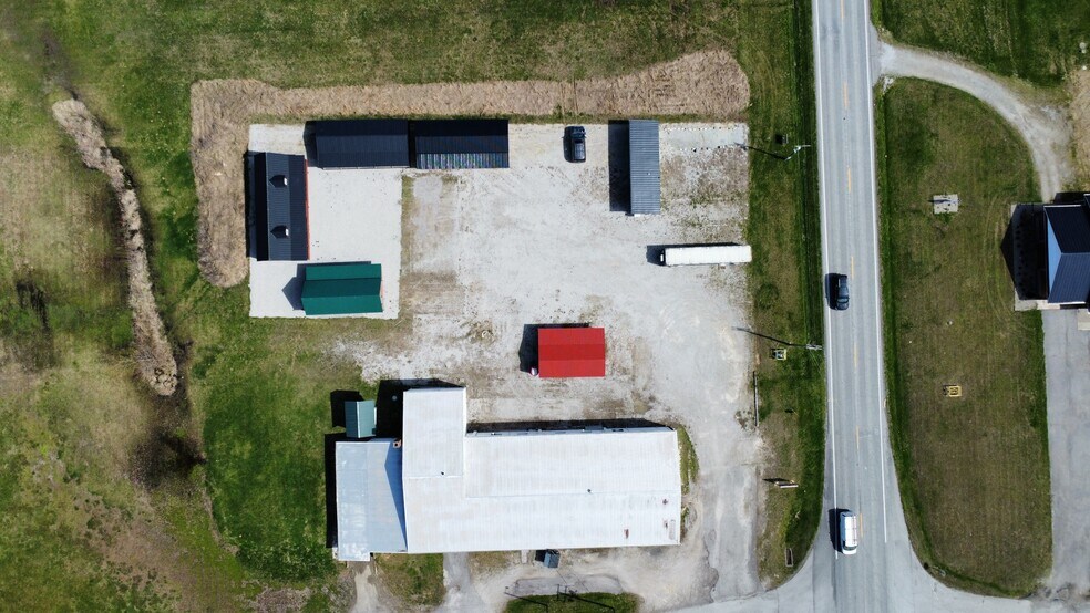 More Photos Of 677 S Cardinal Ln, Scottsburg Industrial For Sale