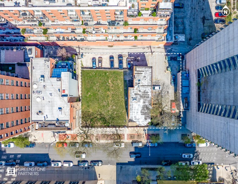 More Photos Of 10 W Erie St, Chicago Land For Sale