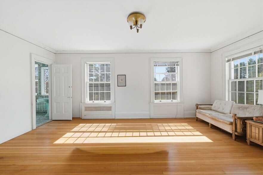 More Photos Of 2255 Ballston Ave, Saratoga Springs Restaurant For Sale