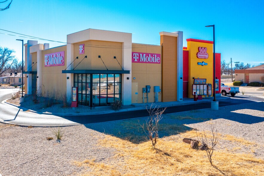 More Photos Of 1013 W Pierce St, Carlsbad Fast Food For Sale