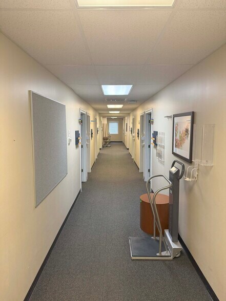 More Photos Of 3305 Sungate Blvd, Raleigh Medical For Sale