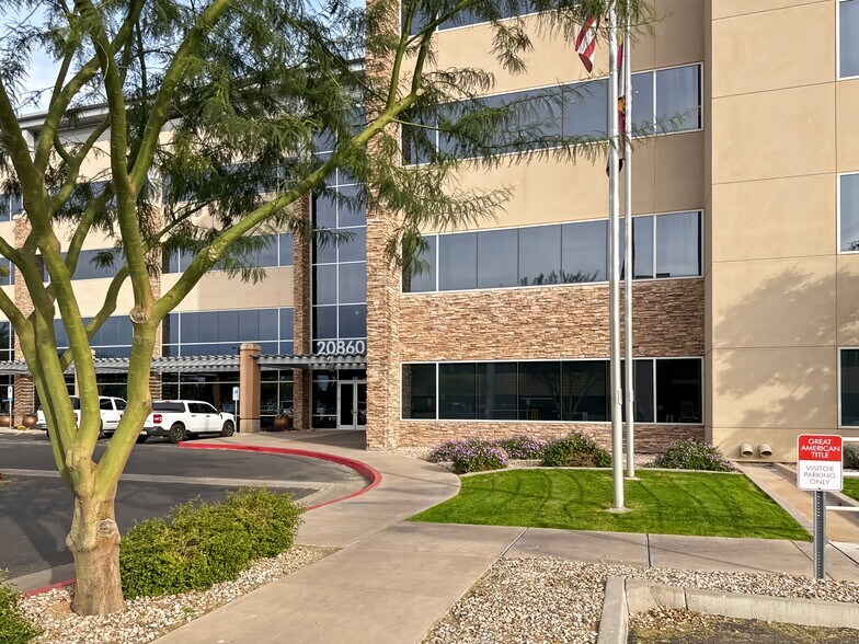 More Photos Of 20860 N Tatum Blvd, Phoenix Coworking Space