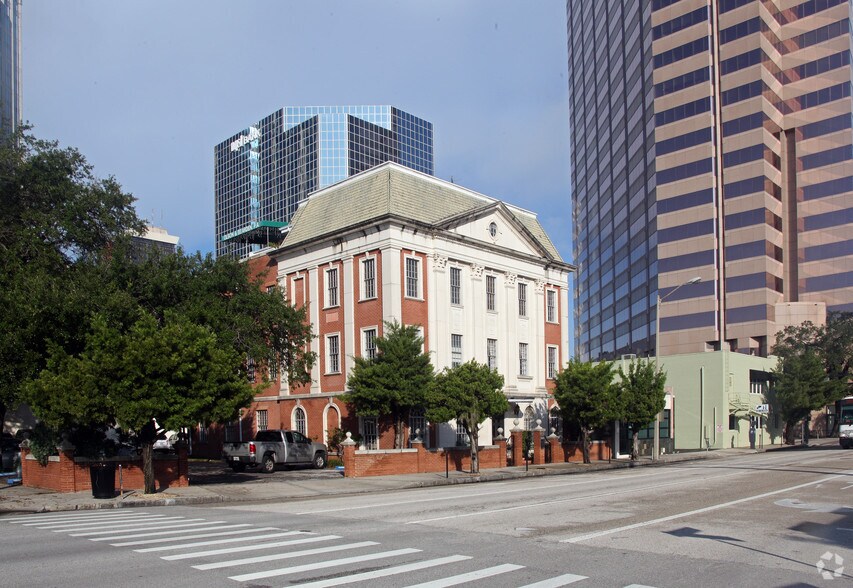 More Photos Of , Tampa Unknown For Sale