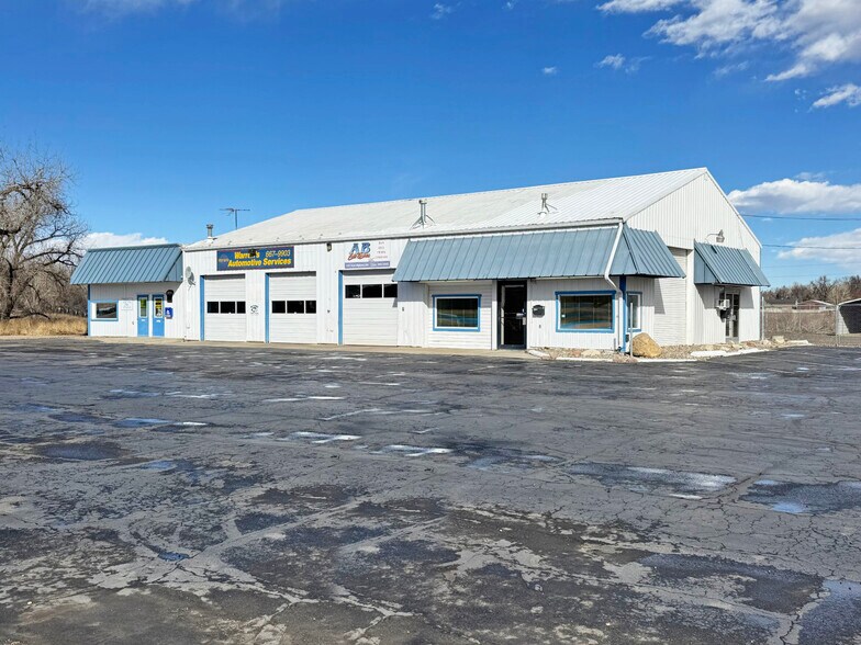 Primary Photo Of 1325 S Saint Louis Ave, Loveland Auto Repair For Sale