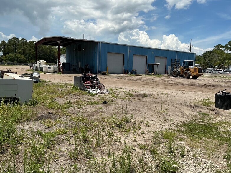 More Photos Of 310 Mealy St, Atlantic Beach Warehouse For Lease