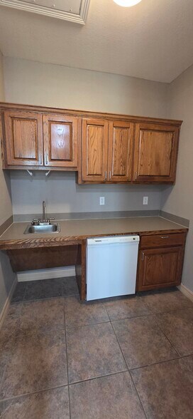 More Photos Of 3000 Joe Dimaggio Blvd, Round Rock Office Residential For Lease