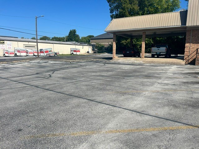 More Photos Of 414 Old Morgantown Rd, Bowling Green Office For Sale