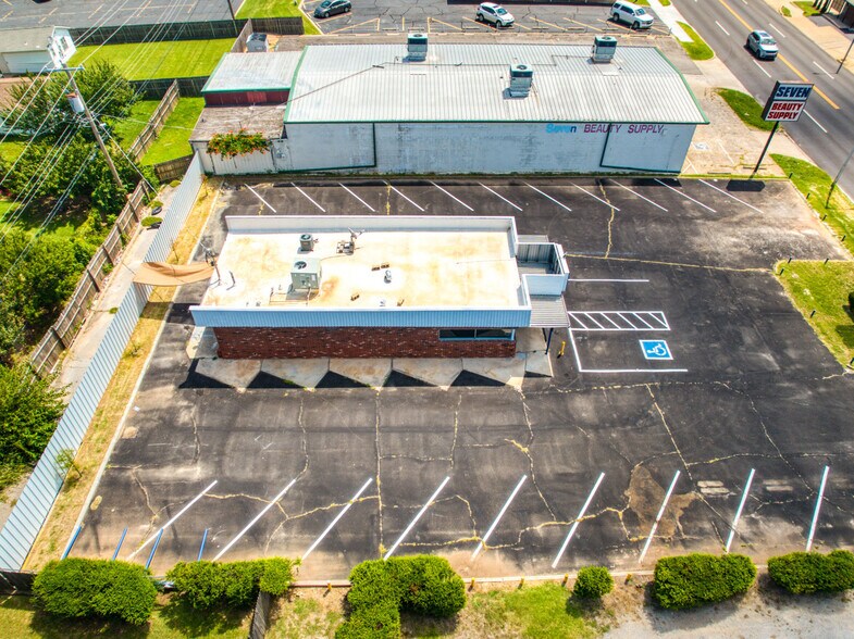 More Photos Of 1215 W Britton Rd, Oklahoma City Auto Dealership For Sale