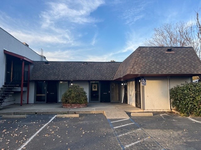 More Photos Of 7610 Auburn Blvd, Citrus Heights Unknown For Lease