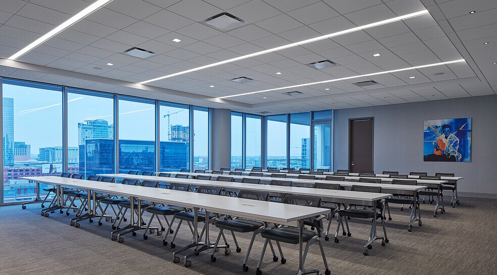 More Photos Of 1222 Demonbreun St, Nashville Office For Lease