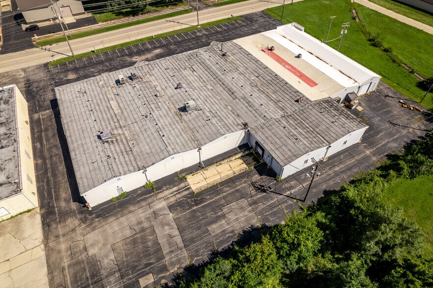 More Photos Of 6212 Material Ave, Loves Park Warehouse For Sale