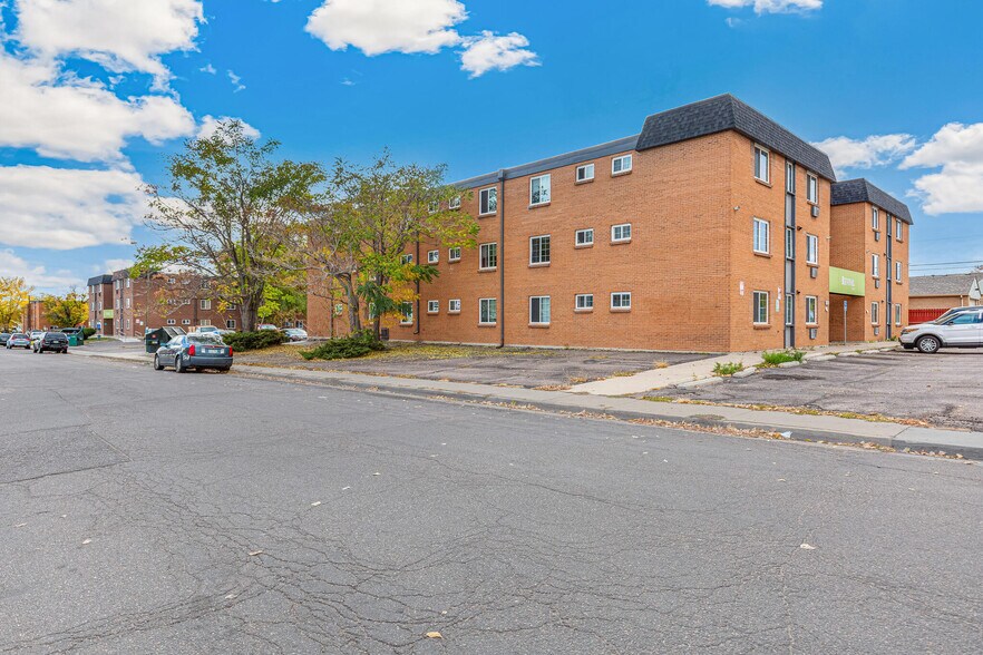 More Photos Of 7251 Samuel Dr, Denver Apartments For Sale