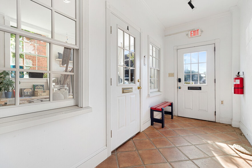 More Photos Of 119 Turner St, Beaufort Storefront Retail Office For Sale