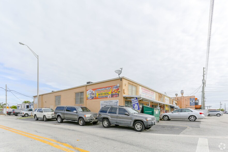 More Photos Of 4125 E 10th Ct, Hialeah Warehouse For Sale