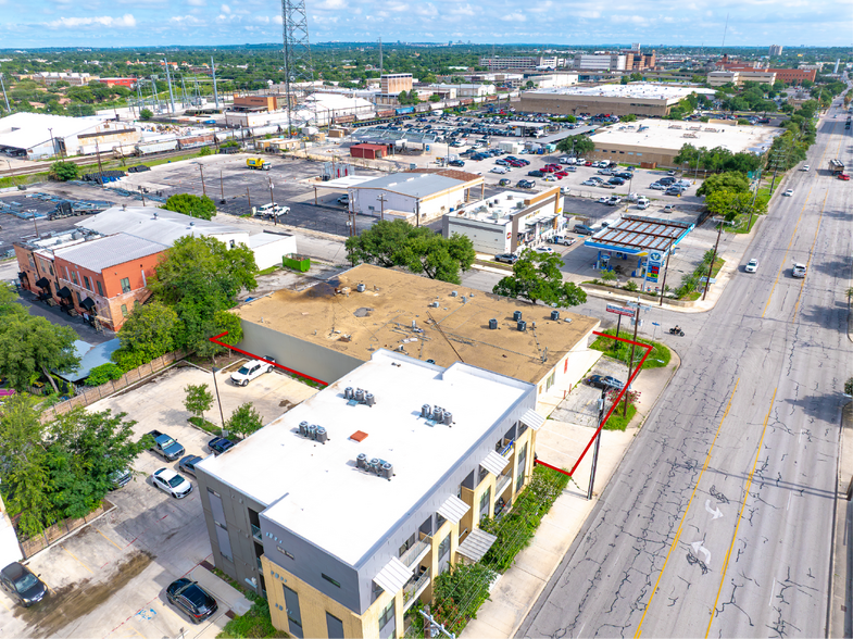 More Photos Of 701 S Frio St, San Antonio Service For Lease