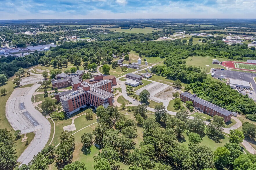 More Photos Of 600 N Main St, Mount Vernon Congregate Senior Housing For Sale