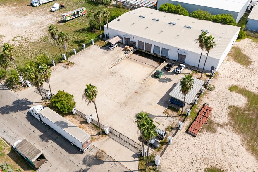 More Photos Of 6501 S 28th St, McAllen Warehouse For Lease