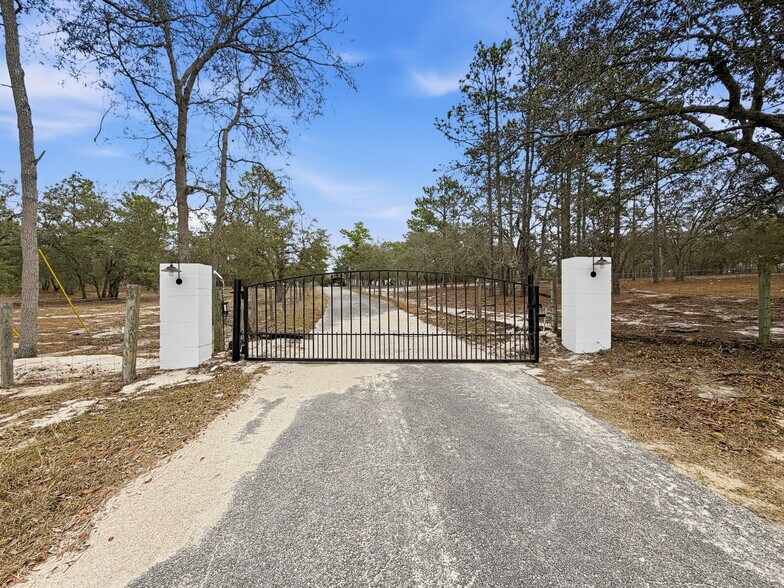More Photos Of 12124 Squeeze Ave, Brooksville Land For Sale
