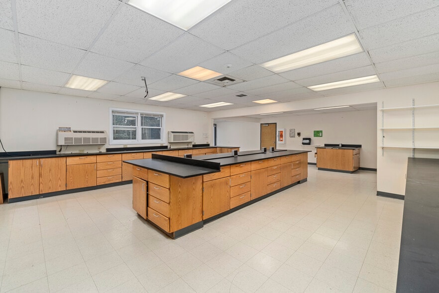 More Photos Of 745 Burnside Ave, East Hartford Schools For Sale