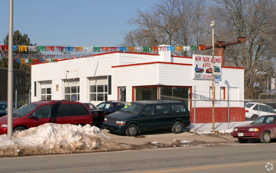 More Photos Of 385 New Park Ave, Hartford Auto Repair For Sale